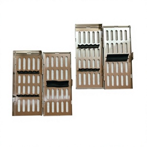Plateau de stérilisation dentaire en acier inoxydable argenté ergonomique pour 5 instruments, usage professionnel manuel, certifié CE - Product Image 1