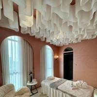 Luminaires suspendus en papier texturé pour restaurants et hôtels, installation facile avec accessoires complets, personnalisables