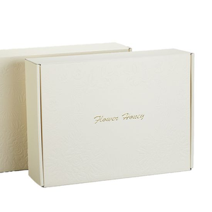 Boîte d'emballage en carton ondulé rigide personnalisée, matériaux recyclés, laminage mat pour cadeaux de Noël, bijoux, parfums - Product Image 4