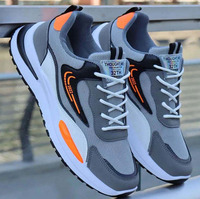 Sepatu Lari Olahraga Pria Desain Baru Musim Panas, Sneakers PU Mesh Bernapas untuk Pria