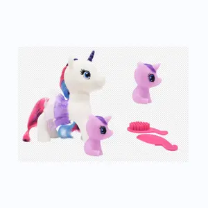 Vente en gros Nouveau design 7 pouces Petit cheval Modèle de jouet Accessoires en plastique Fille Poupée Ensemble pour les filles