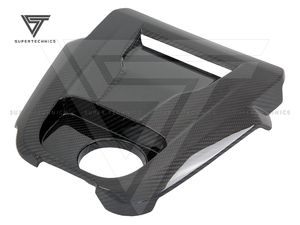 Couvre-moteur en fibre de carbone sèche pour <span class=keywords><strong>Audi</strong></span> <span class=keywords><strong>R8</strong></span> V10 <span class=keywords><strong>Plus</strong></span> - Product Image 3