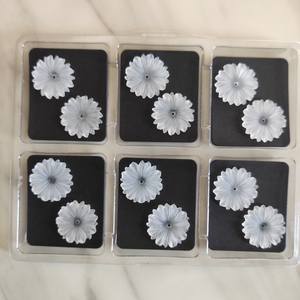 Flor de Cuarzo Escarchado Multipétalo Hecha a Mano de 20 mm F3 - Product Image 4