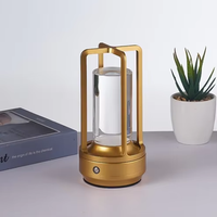 Lampe de table LED sans fil rechargeable par USB en matériau ABS, blanc chaud, à intensité variable, pour chevet ou extérieur, idéale pour la maison