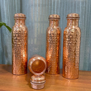 Botella de Cobre Hecha a Mano, Martillada, Reutilizable, con Recubrimiento Anticorrosión, Diseño Clásico, Regalo Empresarial, Botella para Bebidas, Frasco Ayurvédico para el Bienestar - Product Image 1