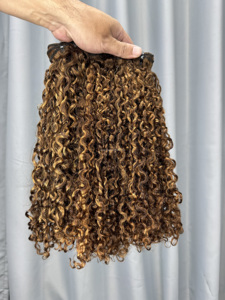 12a Vente en gros, très demandé : Lot de cheveux Pixie 100g par paquet, Double Drawn, Extension de cheveux bouclés Pissy, 100% Cheveux humains - Product Image 3