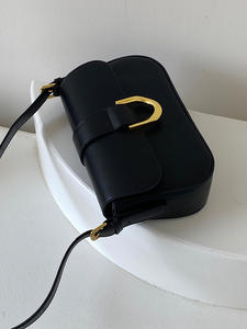 Bolso de Mano de PU para Mujer, Estilo Retro, Color Borgoña, de Alta Gama, con Cierre, Correa Cruzada, Hebilla de Herradura, Diseño Geométrico - Product Image 4