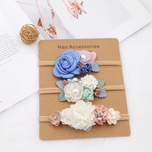 Diadema Elegante para Niñas, 3 Piezas, Diadema con Flores <span class=keywords><strong>Hechas</strong></span> <span class=keywords><strong>a</strong></span> <span class=keywords><strong>Mano</strong></span>, Accesorios para el Cabello de Bebés y Princesas - Product Image 4