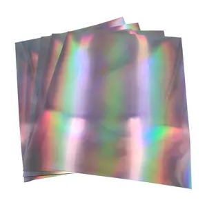 新卡材质彩色塑料PVC彩虹板材