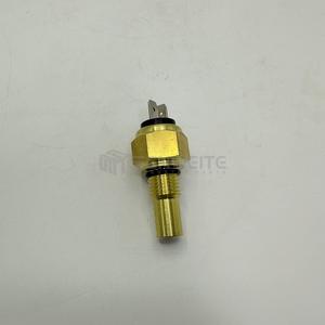 Sensor de Temperatura del Agua Senwitt RE517130 para Excavadora John Deere con Terminal de Tornillo - Product Image 2