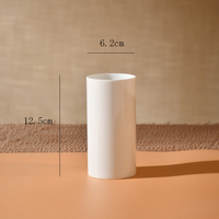 Vase à Fleurs en Céramique Blanche Style Nordique avec Finition Émaillée pour Décoration de Mariage et Articles de Décoration de Salon