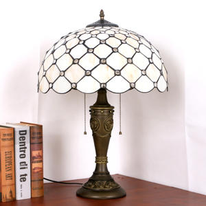 Lampe de table Tiffany de style américain Ouhao 40 cm, design en verre teinté créatif pour salon, chambre à coucher ou hôtel, vente en gros - Product Image 5