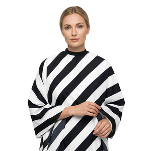 Capa de Peluquería con Diseño Icónico de Rayas Diagonales - Capa de Barbero Impermeable y Cómoda con Cuello Ajustable - Product Image 1