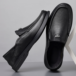 Nouvelle collection printemps, chaussures en peau de mouton pour hommes, chaussures décontractées à enfiler, chaussures en cuir véritable pour hommes d'âge moyen, mocassins à semelle souple - Product Image 1