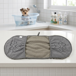Toalla de baño de microfibra de secado rápido para perros, doble capa, gris, con diseño de huellas de patas, para uso en el baño - Product Image 1