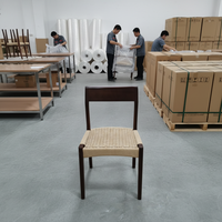 Chaises de salle à manger en bois massif, style mi-siècle, noyer, dossier en rotin tressé, mobilier de café, directement de l'usine