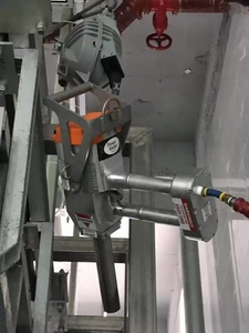 Ouvre-anaux à haut rendement motorisé pour l'équipement d'abattage des porcs et des poulets pour les abattoirs de porcs - Product Image 2