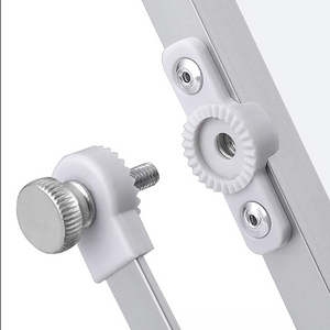 Fournitures de bureau, tableaux blancs magnétiques double face multi-usages de petite taille 12*16 pouces pour la salle de classe, les enfants, avec cadre en aluminium - Product Image 3