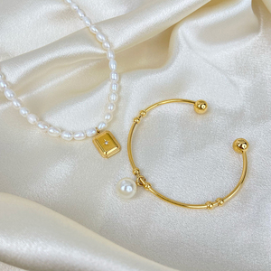 Retro Armreifen Perlen 18k Edelstahl Vergoldet Quadratisches Zeichen <span class=keywords><strong>Set</strong></span> Zirkon Anhänger Perlenkette - Product Image 3