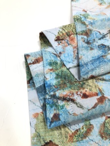 <span class=keywords><strong>2022</strong></span> Hot Custom 100% Polyester 150GSM Tissu 50x98 "127x250 Bleu Isolé Blackout Salon Fenêtre Rideaux - Product Image 2