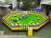 Jeux de Carnaval Défiants : Jeu Gonflable Wipe Out à 3 Vitesses Réglables avec Structure Métallique Stable pour Adultes