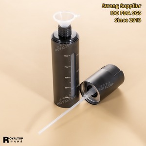 Dispenser Spray <span class=keywords><strong>Olio</strong></span> d'Oliva Premium <span class=keywords><strong>per</strong></span> Cucina con Scala di Misurazione, Ideale <span class=keywords><strong>per</strong></span> <span class=keywords><strong>Friggitrice</strong></span> <span class=keywords><strong>ad</strong></span> <span class=keywords><strong>Aria</strong></span>, Griglia e Insalate - Product Image 4