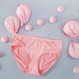 Culottes mi-hautes pour femmes en polyester respirant, imprimées couleur bonbon, tricotées, mignonnes, à prix abordable - Product Image 3