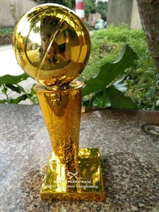Trofeo di Pallacanestro Americano in Resina, Artigianato in Resina Placcato Oro, Trofeo di Alta Qualità per Competizioni di Campionato - Product Image 4