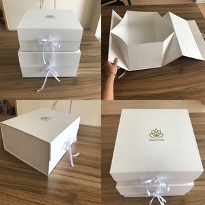 Custom Modern Luxury Recycled Paperboard Gift Packaging Self Erecting Magnetic Closure UV Matt Lamination Embossing <b>Foldable</b> <b>Box</b> - Product Image 6