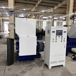 Trituradora Industrial de un Solo Eje con Empujador Hidráulico para Gran Volumen de Residuos de Plástico, Barriles, Películas <span class=keywords><strong>y</strong></span> Pacas - Product Image 2