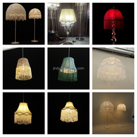 JINDY Nouveaux accessoires de mariage, chandelier de table éclairé blanc et or, centre de table rechargeable pour décorations de mariage