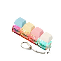 Lot de 4 porte-clés lumineux en plastique, couleur bonbon, avec effet lumineux éblouissant pour clavier, pendentif