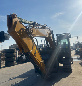 Hot Sale 21 Ton 1.0m3 Bucket Crawler Excavator XE215C With 1 Year Warranty Imported Engine Cheap Excavator - Product Image 2