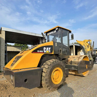 CAT CS683E Rouleau de route utilisé Caterpillar Rouleau d'origine en bon état Machine de réparation de routes