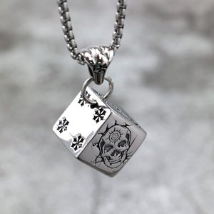 Pendentif en acier inoxydable asymétrique géométrique en forme de crâne et de dés, style gothique punk, bijou unisexe, cadeau pour assortir aux vêtements - Product Image 6