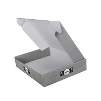 Boîte d'emballage en carton gris ondulé brun gaufré pour vêtements, pièces automobiles, t-shirts et calendriers