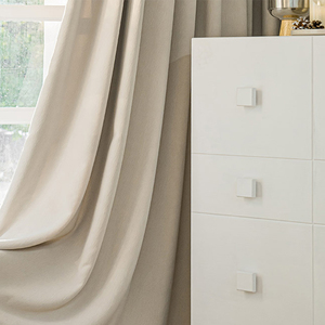 Tende Jacquard Oscuranti Personalizzabili in Ciniglia e Cashmere, Eco-Friendly e Fonoassorbenti, Tende di Alta Gamma per Soggiorno - Product Image 3