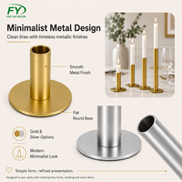 Lot de 4 bougeoirs modernes en métal pour bougies coniques, idéal pour la décoration de tables de mariage et de dîner, finitions or et argent