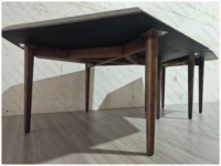 Tables basses imbriquées Holiday Inn Express EXPC2-203, mobilier de hall d'hôtel sur mesure, fabricant de tables pour l'hôtellerie