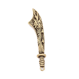 Colgante de espada de dragón de bronce antiguo, colgantes temáticos de aleación de cobre para regalo, amuleto de moda unisex - Product Image 5