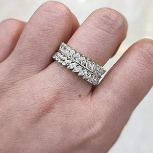 Anello da Donna Q918 Placcato Oro 22k con Diamante Taglio Marquise, Pietra Naturale Colore G, Design Elegante - Product Image 4