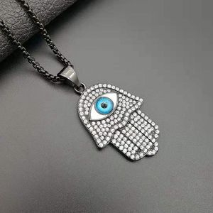 Collar con Colgante de Mano de Fátima de Yunnique, Acero Inoxidable con Incrustaciones de Ojo Azul, Joyería Unisex para Regalo - Product Image 4
