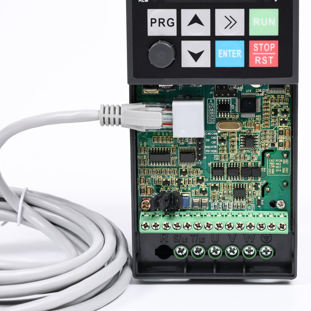 0.75kw 1.5kw 2.2kw Frequency Converter 380V Three Phase Variable Frequency Inverter VFD with CE Certification