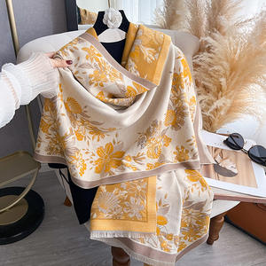 Nuove Sciarpe con Motivo Floreale Effetto Cashmere 2025 Scialli Oversize Caldi Invernali Double Face Pashmina con Stampa Floreale per Signore - Product Image 3