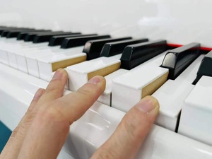 Pianos à queue d'occasion <span class=keywords><strong>Yamaha</strong></span> à vendre - Product Image 5