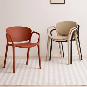 Vente en gros JINS <span class=keywords><strong>Fauteuil</strong></span> simple empilable en <span class=keywords><strong>plastique</strong></span> pour la maison, le restaurant, les loisirs et les parcs Design tendance - Product Image 1