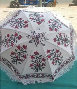 Sombrilla de Jardín Grande con Estampado Artesanal, Hecha a Mano en India, para Decoración de Exteriores, Bodas y Uso en Resorts de Playa - Product Image 6