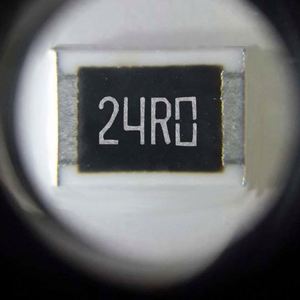 Whole Sale RR4532 1812L24R0FT 1812 4532 Resistors Chip Resistors SMD Resistors 24ohm 1% 3/4W Thick Film Resistor - Product Image 1