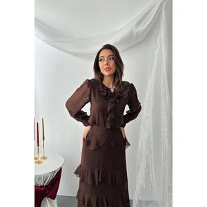 Ensemble de robes de soirée en mousseline de soie marron à volants en gros - Product Image 3