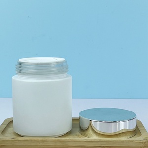 Tarro de Crema Redondo de Vidrio Esmerilado Negro/Blanco de Lujo de 200g, Baja Transparencia, con Tapa Dorada/Plateada - Product Image 4